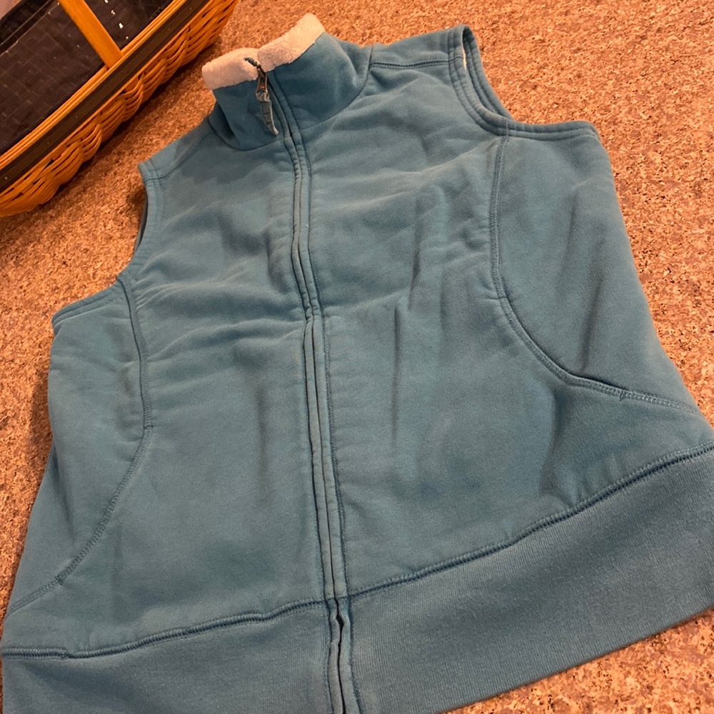 L.L. Bean Blue Vest Size Small With Fleece or Other Soft Lined Material